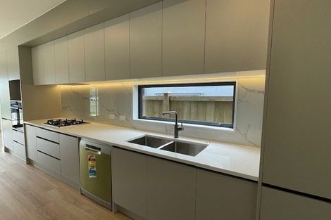 Photo of property in 9 Yellow Pear Lane, Karaka, 2578