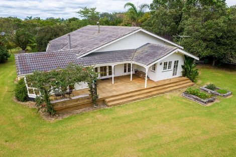 Photo of property in 15 Karaka Drive, Kerikeri, 0230