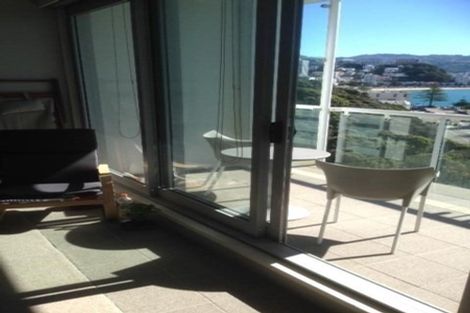Photo of property in The Capital, 30/370 Oriental Parade, Oriental Bay, Wellington, 6011