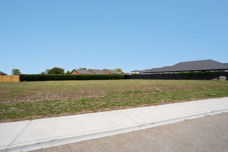 Photo of property in 15 Rose Leigh Drive, Cambridge, 3434