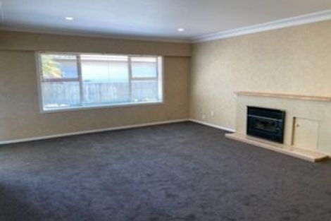 Photo of property in 11 Waller Avenue, Bucklands Beach, Auckland, 2012