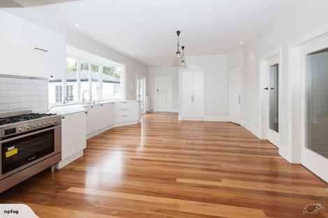 Photo of property in 121a Merivale Lane, Merivale, Christchurch, 8014