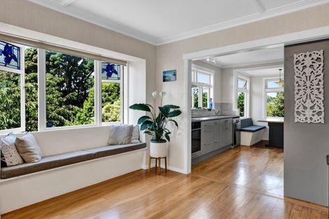 Photo of property in 38 Lawry Street, Blagdon, New Plymouth, 4310