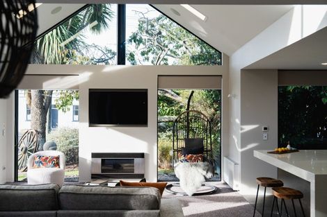 Photo of property in 7 Hoylake Street, Outram, 9019