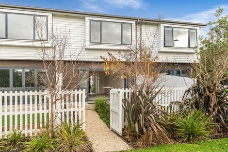 Photo of property in 3 Tahuhu Road, Mount Wellington, Auckland, 1062