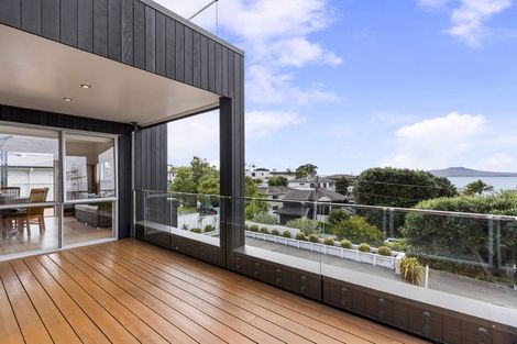 Photo of property in 24 Beach Road, Castor Bay, Auckland, 0620