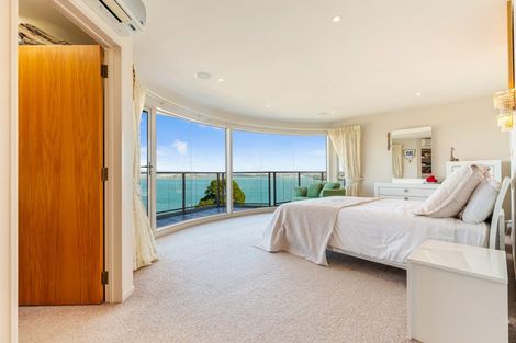 Photo of property in 9 Brigantine Drive, Beach Haven, Auckland, 0626