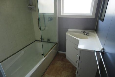 Photo of property in 64 Tawa Crescent, Manurewa, Auckland, 2102