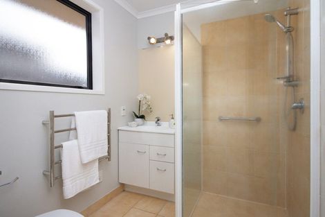 Photo of property in 141 Victoria Street West, Onehunga, Auckland, 1061