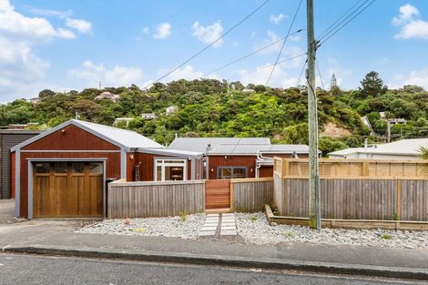Photo of property in 53 Cluny Road, Plimmerton, Porirua, 5026