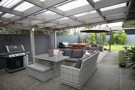 Photo of property in 92 Napier Road, Havelock North, 4130