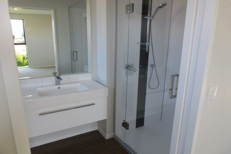 Photo of property in 26 Mount Creighton Crescent, Wanaka, 9305