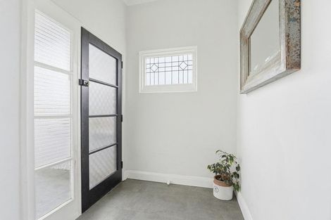 Photo of property in 96 Alma Road, Gonville, Whanganui, 4501