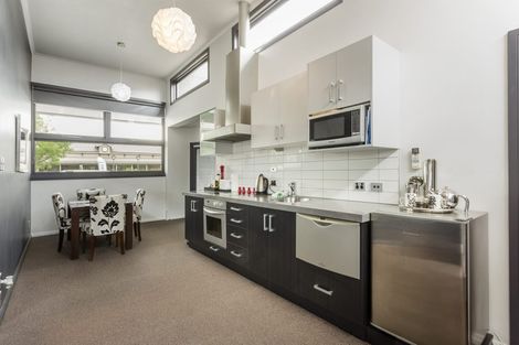 Photo of property in 6 Charlemont Street East, Ranfurly, 9332