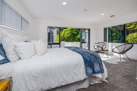 Photo of property in 99a Redoubt Road, Goodwood Heights, Auckland, 2105