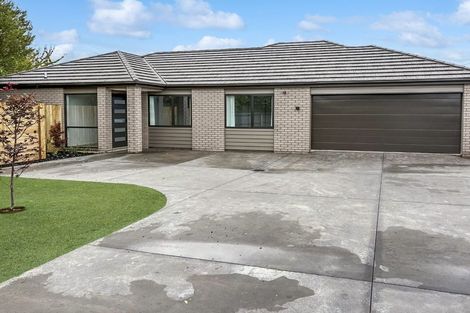 Photo of property in 2/8 Cherry Place, Casebrook, Christchurch, 8051