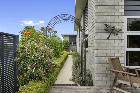 Photo of property in 17 Allendale Place, Morrinsville, 3300