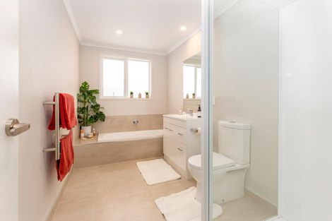 Photo of property in 61 Tawhiti Road, Pukekohe, 2120