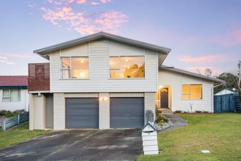 Photo of property in 7 Cannon Lane, Whitby, Porirua, 5024