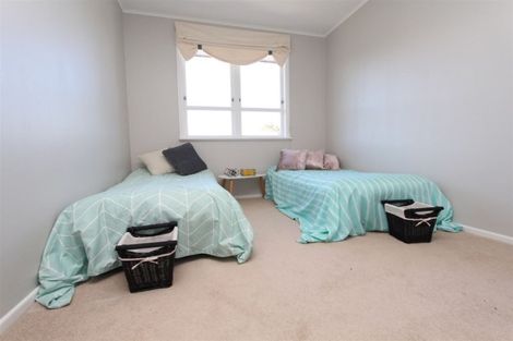 Photo of property in 31 Sunnyview Drive, Brown Owl, Upper Hutt, 5018