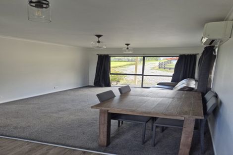 Photo of property in 1402 Mangorei Road, Mangorei, New Plymouth, 4371