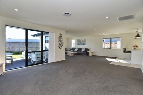 Photo of property in 3 Springbrook Close, Rangiora, 7400
