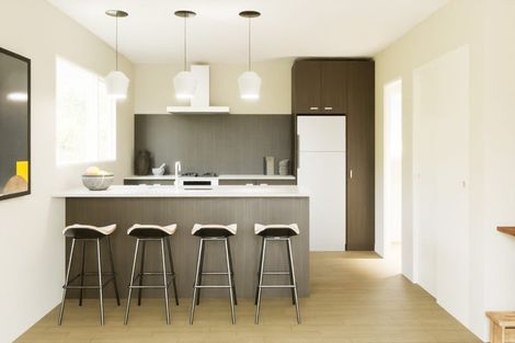 Photo of property in 37 Farnworth Terrace, Glenside, Wellington, 6037