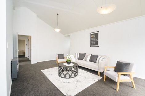 Photo of property in 19 Newton Place, Westbrook, Palmerston North, 4412