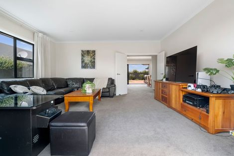 Photo of property in 54 Norfolk Drive, Cambridge, 3434