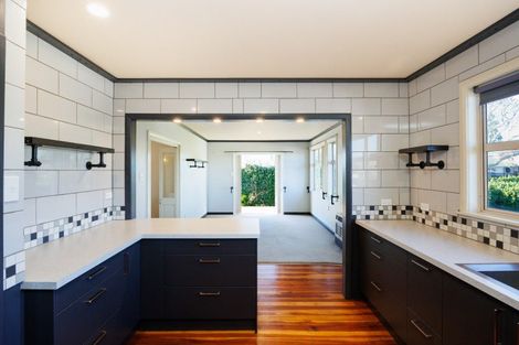 Photo of property in 392 Ruahine Street, Terrace End, Palmerston North, 4410