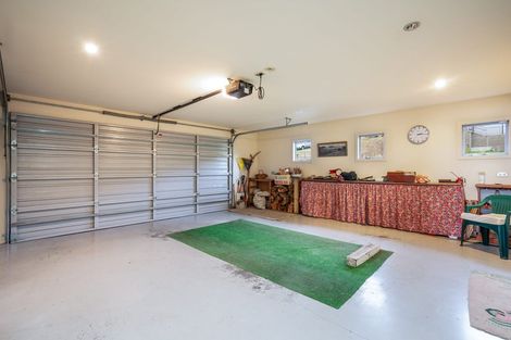 Photo of property in 28 Nore Street, Waihola, Milton, 9073