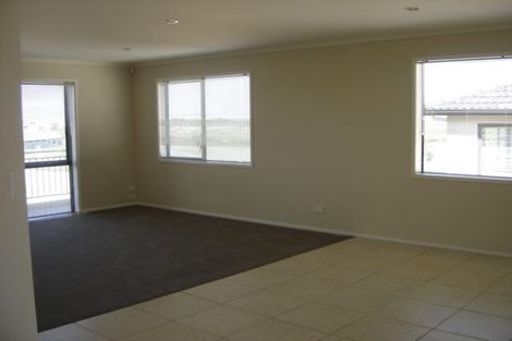 Photo of property in 5 Lagoon View, Gulf Harbour, Whangaparaoa, 0930