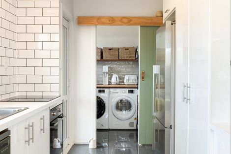 Photo of property in 599 Maunganui Road, Mount Maunganui, 3116