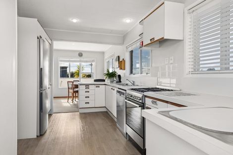 Photo of property in 270a Papamoa Beach Road, Papamoa Beach, Papamoa, 3118