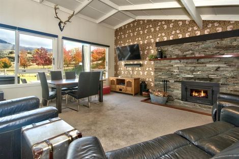 Photo of property in 1 Arrow Junction Road, Arrowtown, 9371