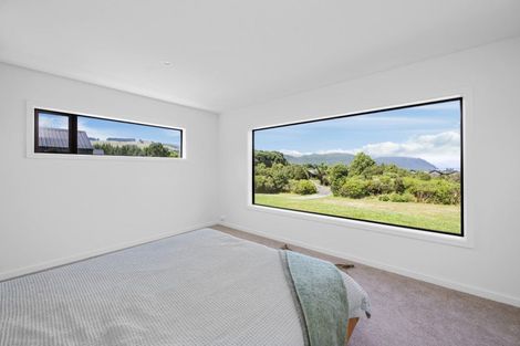 Photo of property in 42 Lacebark Drive, Kinloch, Taupo, 3377