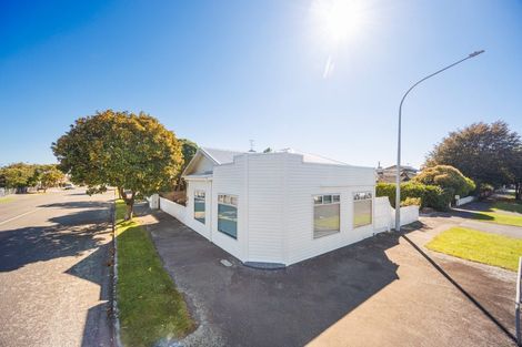 Photo of property in 3 Saint Johns Avenue, Palmerston North, 4414