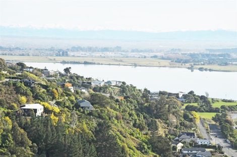 Photo of property in 8 Gazelle Lane, Redcliffs, Christchurch, 8081