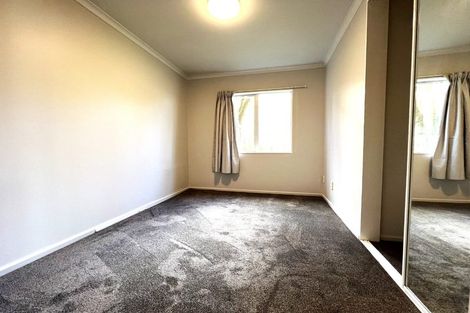 Photo of property in 7 Mcfetridge Place, Hillcrest, Auckland, 0627