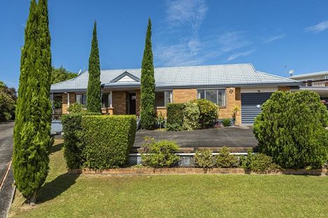 Photo of property in 35 Yorke Road, Haruru, 0204