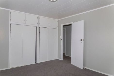 Photo of property in 13 Allan Street, Dannevirke, 4930