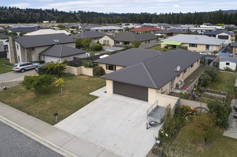 Photo of property in 17 Briar Crescent, Alexandra, 9320