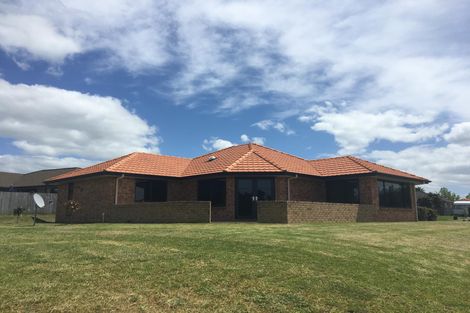 Photo of property in 2 Mooring Close, Haruru, 0204