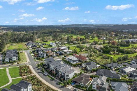 Photo of property in 7b Podgora Avenue, Kumeu, 0810