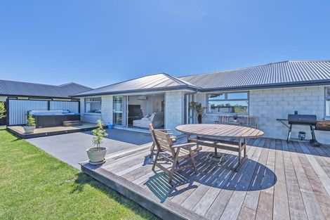 Photo of property in 13 Huntaway Lane, Dunsandel, 7682