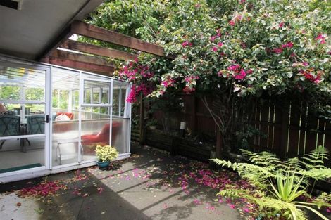 Photo of property in 2/80 Aberfeldy Avenue, Highland Park, Auckland, 2010