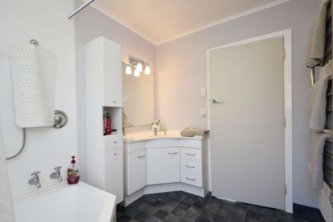 Photo of property in 71 Dublin Street, Windsor, Invercargill, 9810