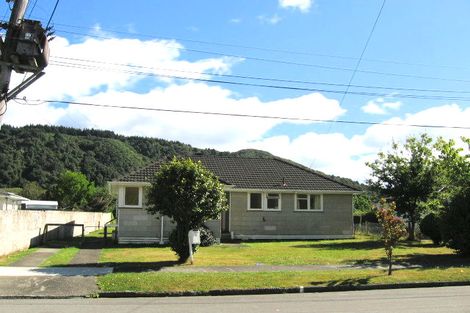 Photo of property in 5 Hector Grove, Trentham, Upper Hutt, 5018