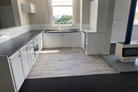 Photo of property in 20 Cambridge Street, Patea, 4520