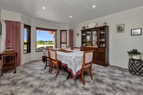 Photo of property in 70 Baylys Coast Road, Dargaville, 0377